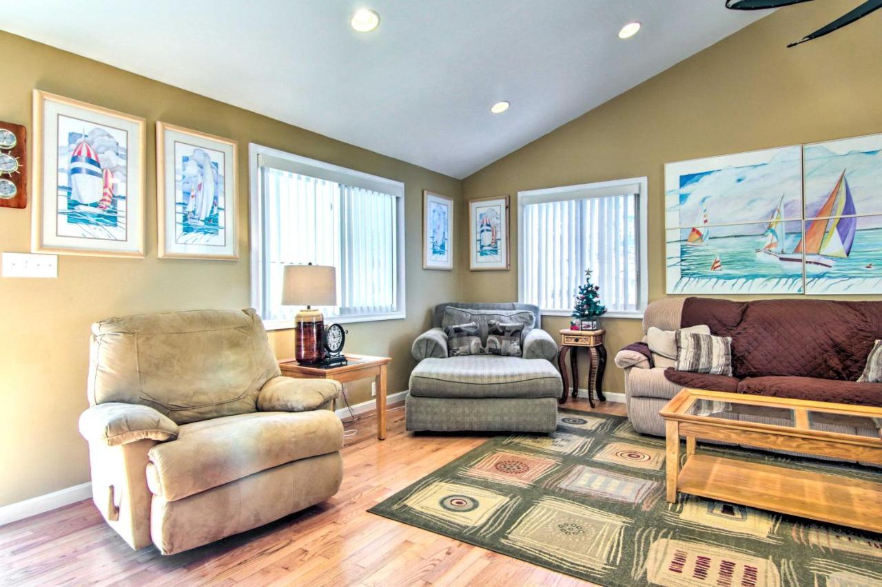 Berlin Home With Patio, 9 Mi To Ocean City Beaches Ngoại thất bức ảnh