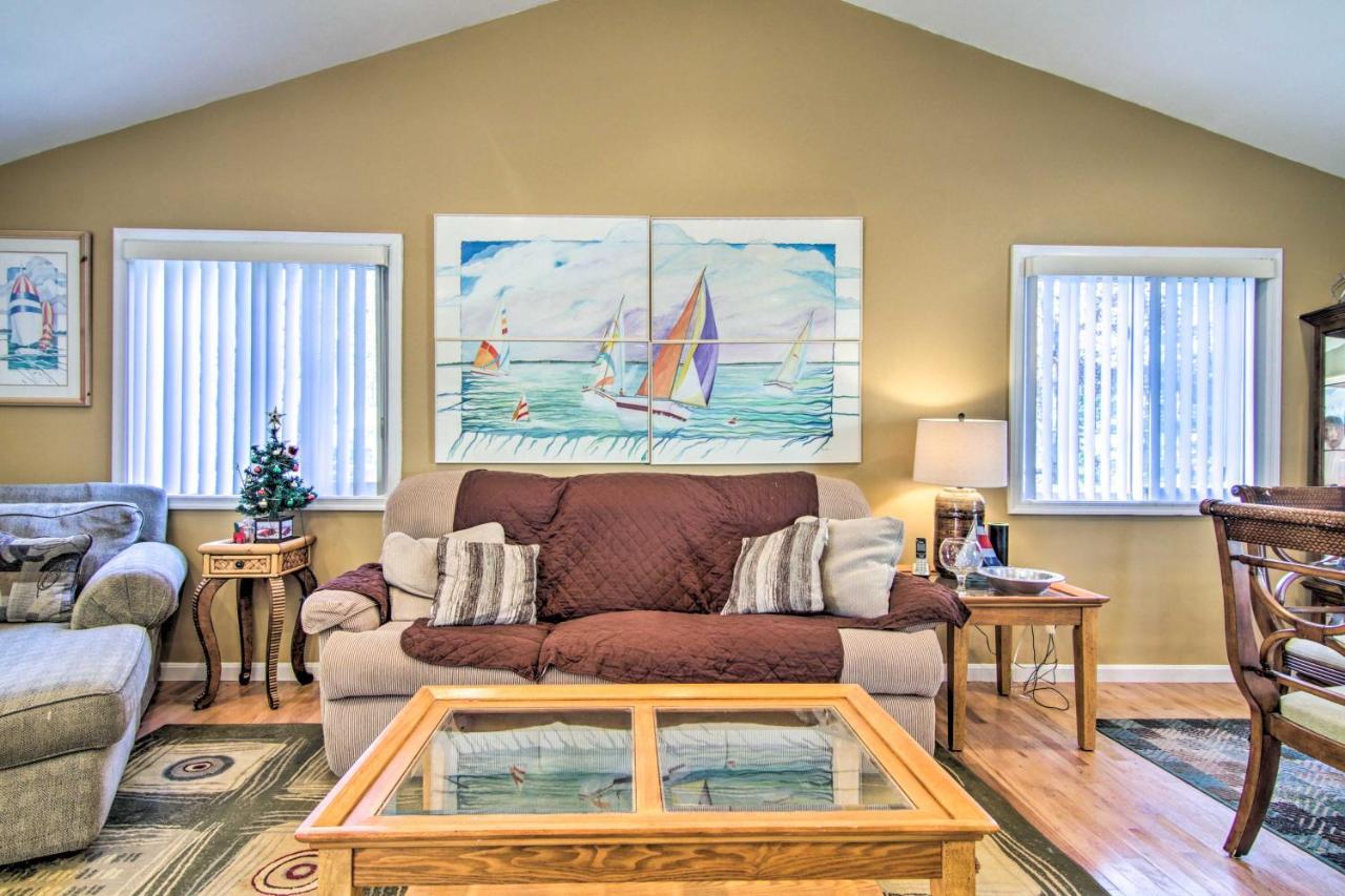 Berlin Home With Patio, 9 Mi To Ocean City Beaches Ngoại thất bức ảnh